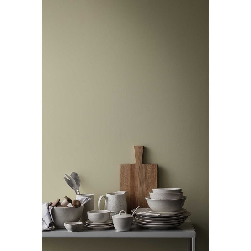 Broste Nordic Vanilla Small Bowl With Feet image number 1